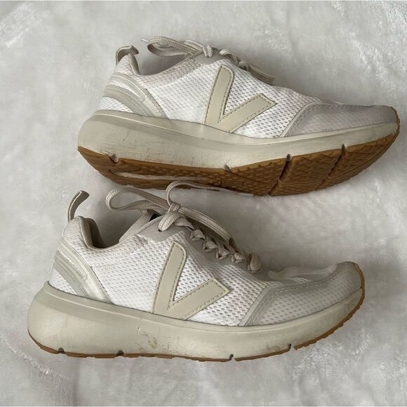 Veja Womens Condor 2 White Performance Running & Training Shoes Sneakers. - Picture 1 of 6